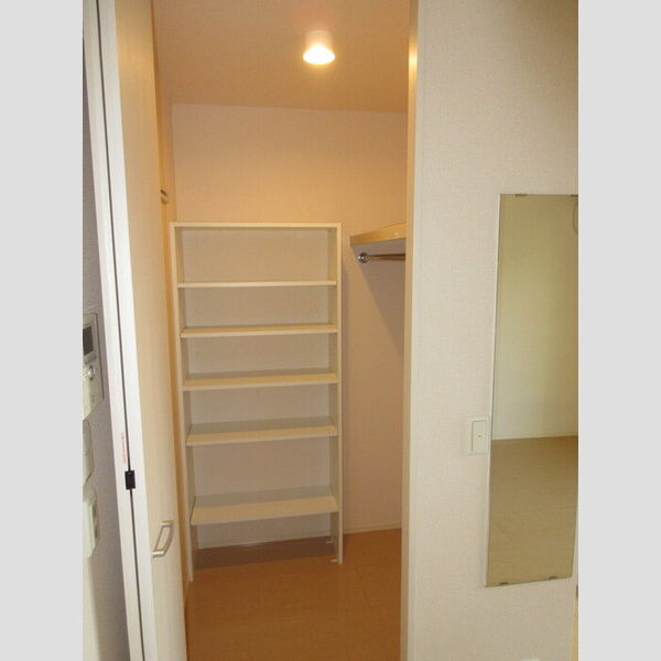 アストレア ウォークインクローゼット