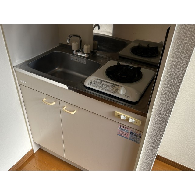 アーバンプレイス沼袋Ｂ棟202号室 キッチン