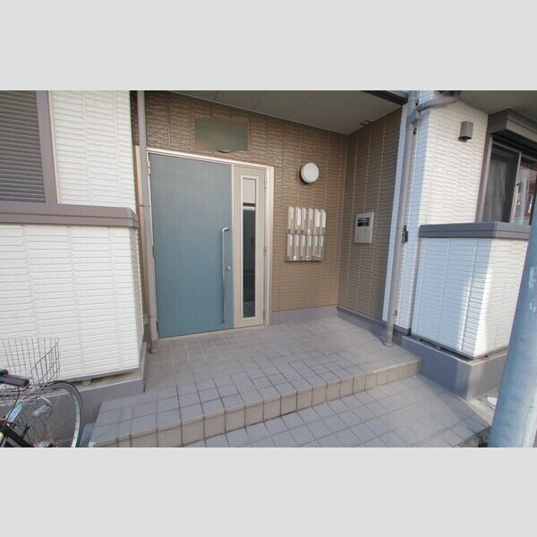 プリムローズ エントランス