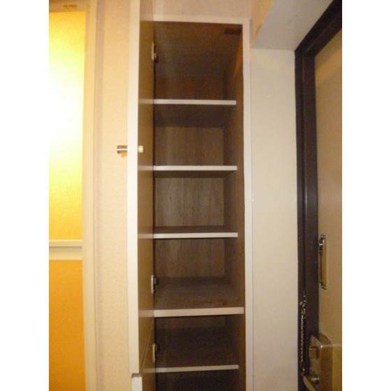 サニーハイム0108号室 下駄箱