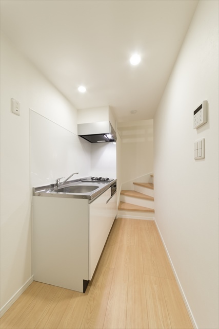 ＫＡＨＡＬＥ八千代Ｂ リビング