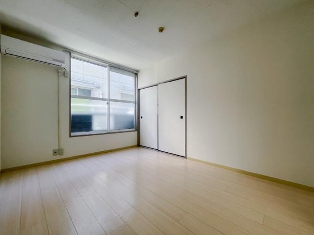 新井ハイツ1階 寝室
