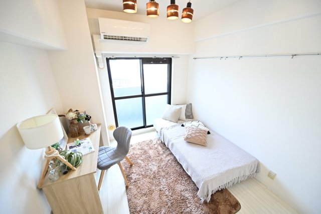 スカイコート世田谷用賀5階 ※家具・小物はイメージです