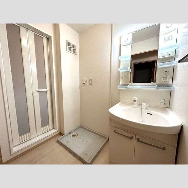 クレールルピナスA・B 洗面所