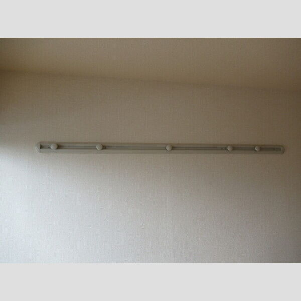 ファミール千葉寺203号室 ハングバー