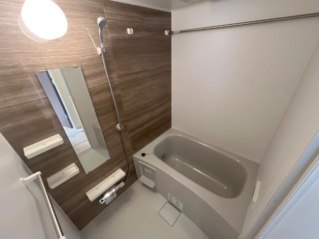 ラ・ベル・オロール バス