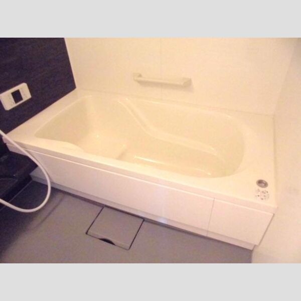 ジェンネット301号室 一坪風呂