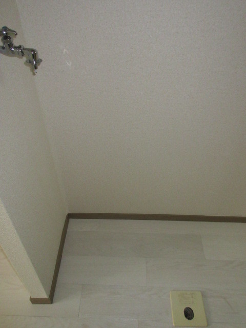 ハイムグレイス 洗濯機置場