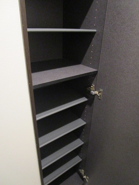 プルーリオンⅡ2階 靴箱