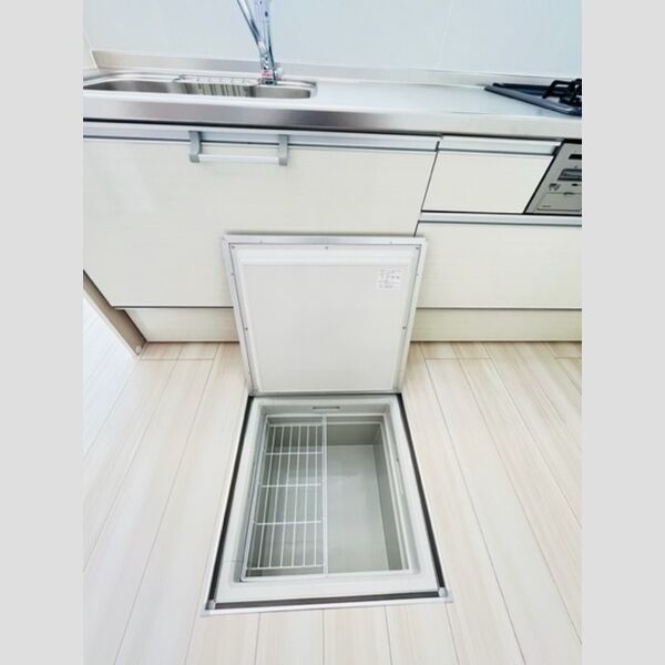 セッテ101号室 床下収納