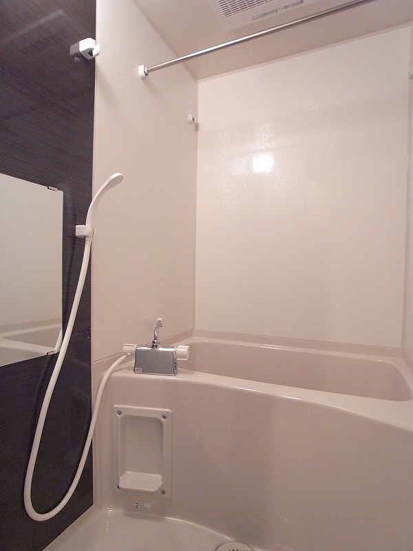 リブリ・フラムドール1階 お風呂