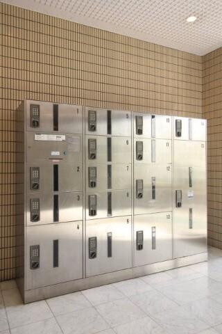 パレドール文京メトロプラザⅠ8階 エントランス