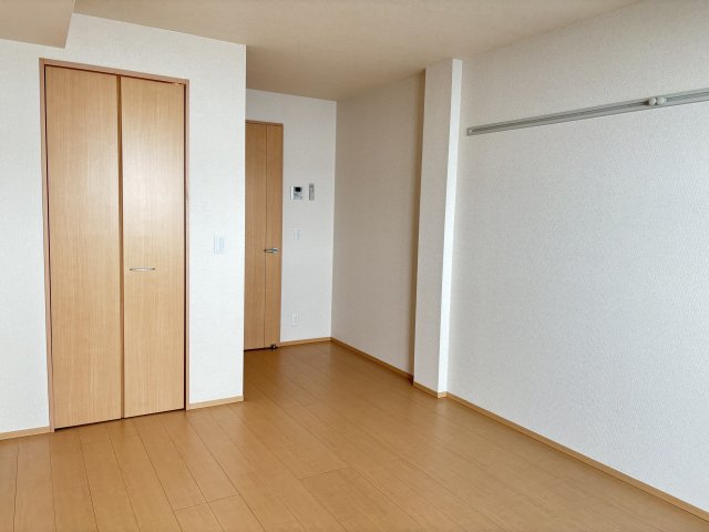 GENOVIA原木中山0402号室 リビング