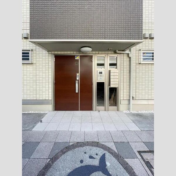 ユイマール　A101号室 エントランス