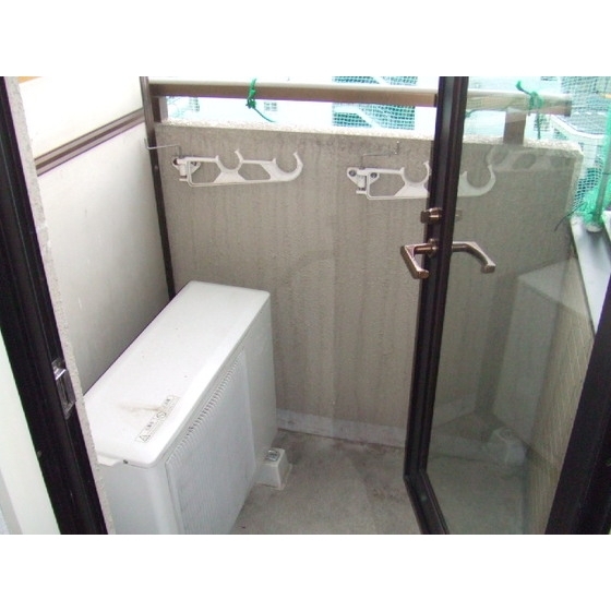 スターハイツ7階 内観