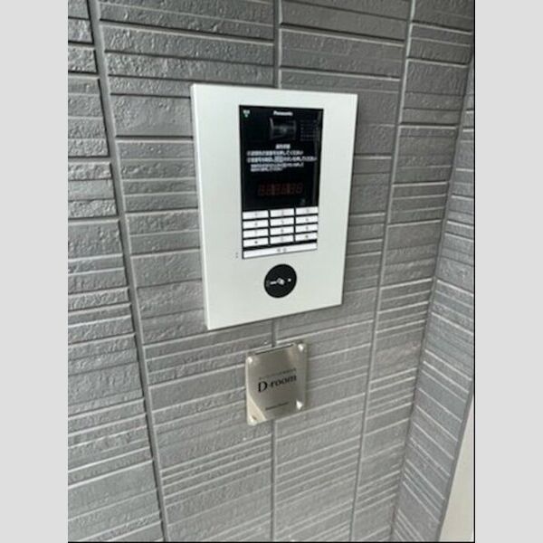 オアシスグレース303号室 エントランス