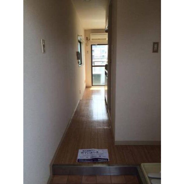 メゾン・ド・ジュール0503号室 玄関