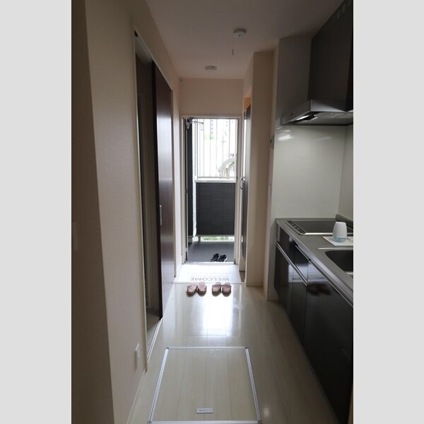 プリムヴェール　弐十五番館103号室 玄関