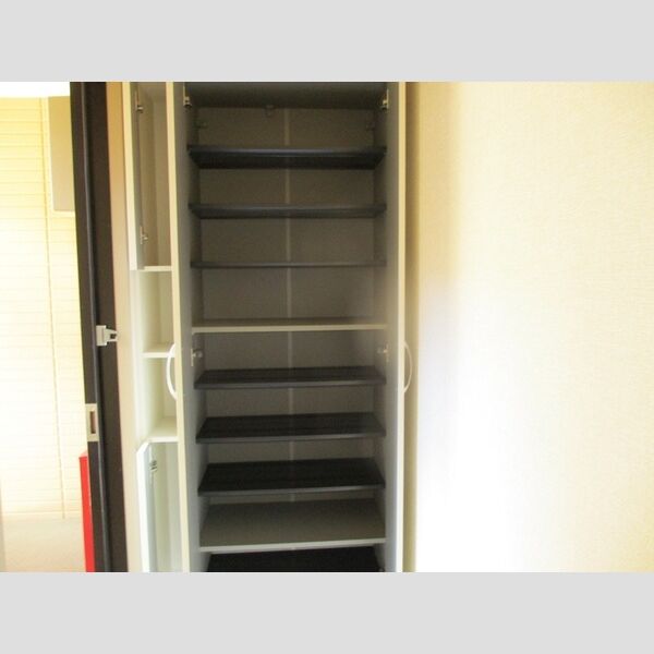 グリーンパーク103号室 シューズボックス