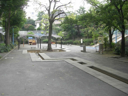 ソリテア四谷荒木町10階 【公園】若葉公園まで1105ｍ