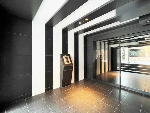 ＲＥＬＵＸＩＡ成増 エントランス