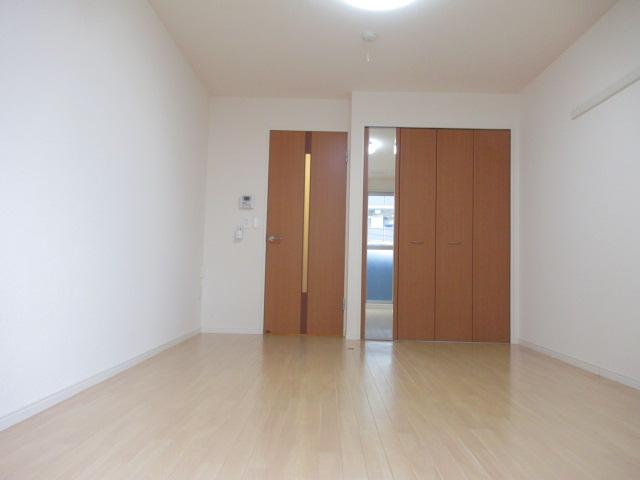 Y.Camphrier（ワイカンフリエ） 室内