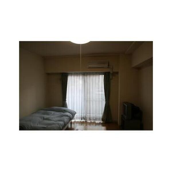 浅草参番館 リビング