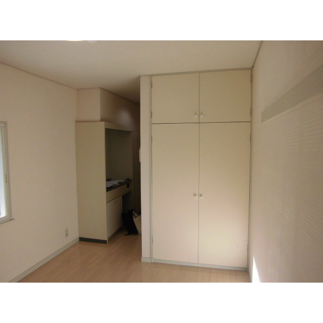 クレセントハイム1階 同建物別部屋の参考画像