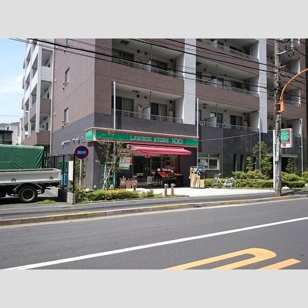 ブリスキューブ703号室 ローソンストア100墨田八広5丁目店まで約114メートル