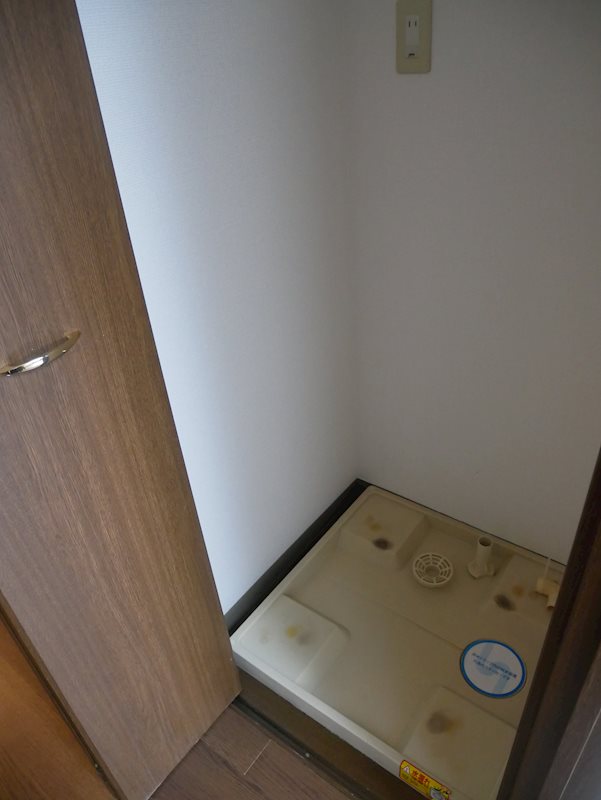 ステージファースト青山3階 洗濯機置場