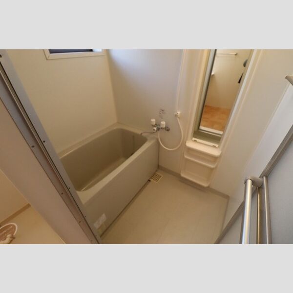 セジュール梨香101号室 ユニットバス