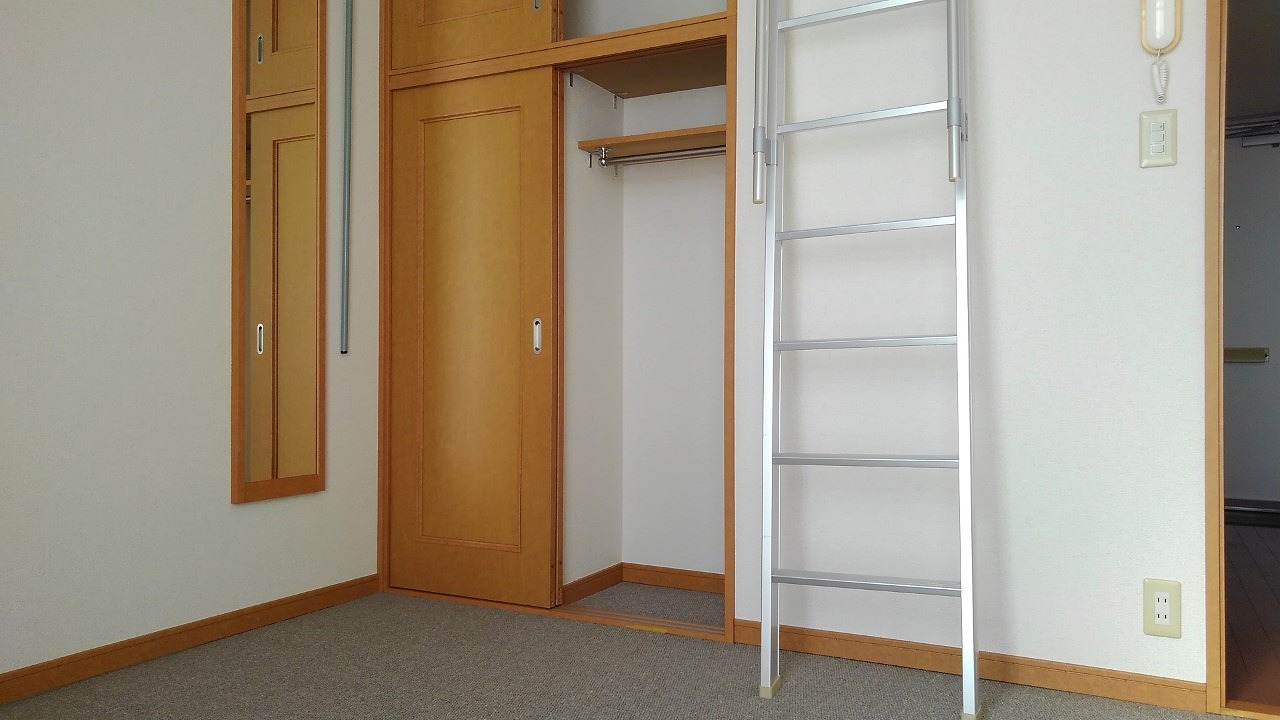 レオパレス国分寺台中央306号室 内観