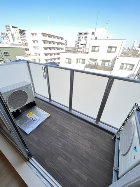 クレヴィアリグゼ日暮里5階 バルコニー