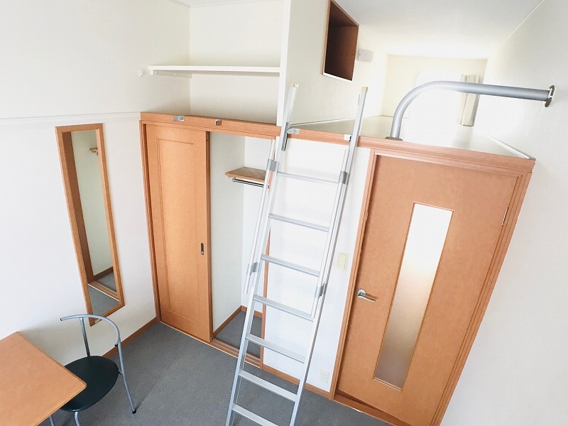 レオパレスドエル 内観