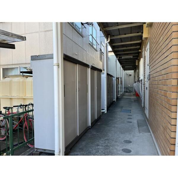 エステートSHIBANISHI エントランス