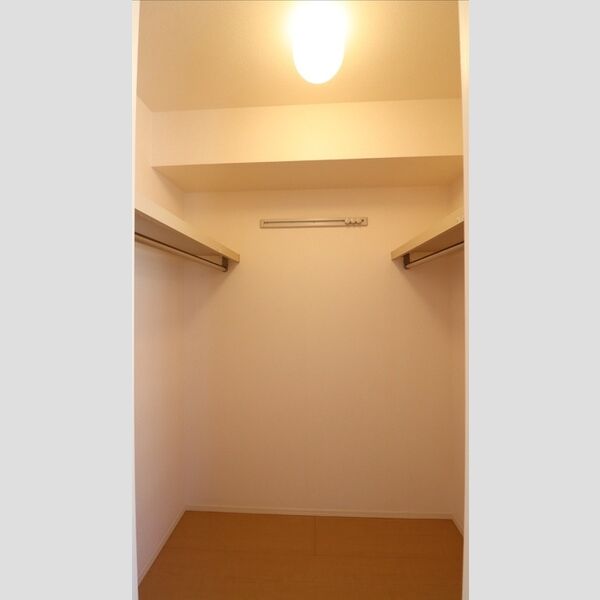 グレイス坂戸202号室 ★ウォークインクローゼット★