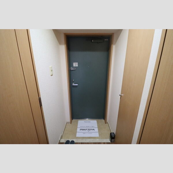 登戸N・Tステージ 玄関