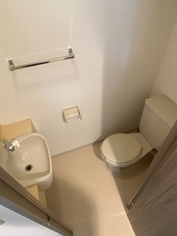 サニークレスト港南 トイレ