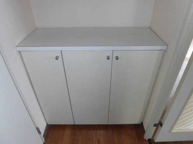 グランバニア 下駄箱