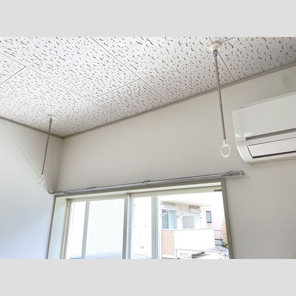 シーサイド金沢105号室 室内物干し