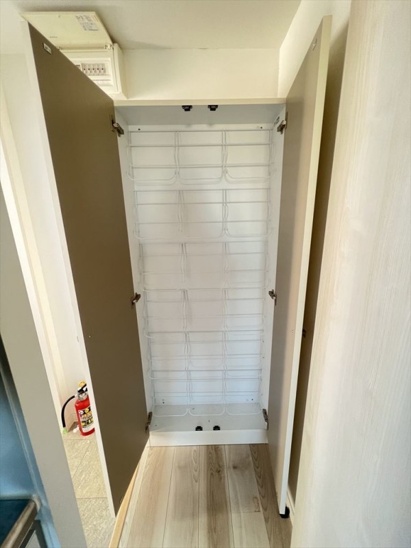 ＣＲＡＳＴＩＮＥ西馬橋１丁目 玄関