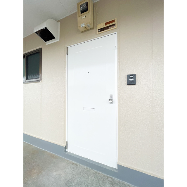 第六竹石マンション302号室 玄関