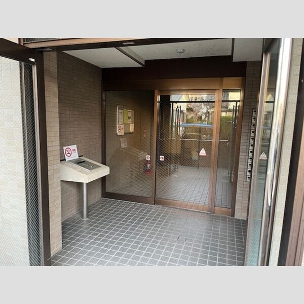 ブランノーブル エントランス