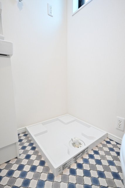 モンクール高野台2階 室内洗濯機置場