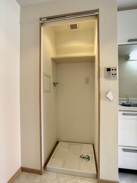 ヌフエタージュ 室内洗濯機置場