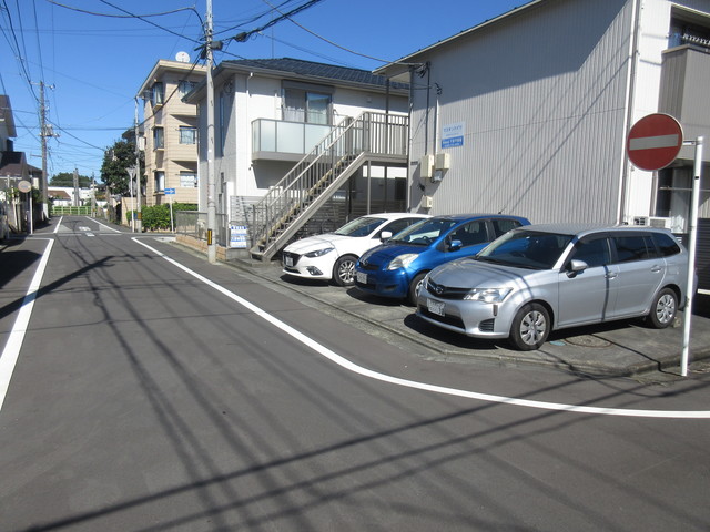 マスキンハイツ 駐車場は停めやすい♪