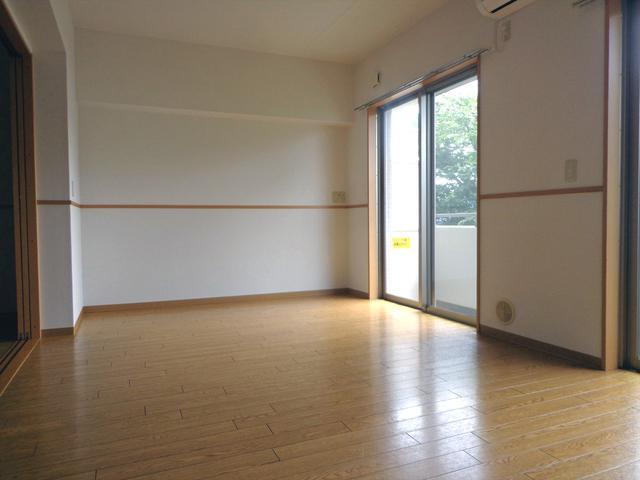 シグナス湘南2階 リビング