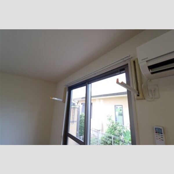 フェルミエ101号室 室内物干し