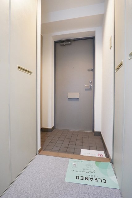 千駄木リリエンハイム 玄関