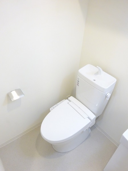 ルフレ　グランデ川口101号室 トイレ